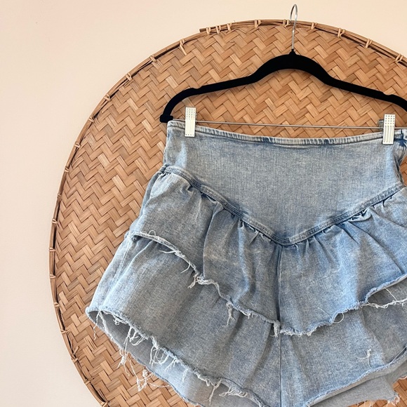 MOTHER THE RUFFLE MINI RAW EDGE DISTRESSED DENIM JEAN MINI COASTAL COWGIRL SKIRT - Picture 10 of 16